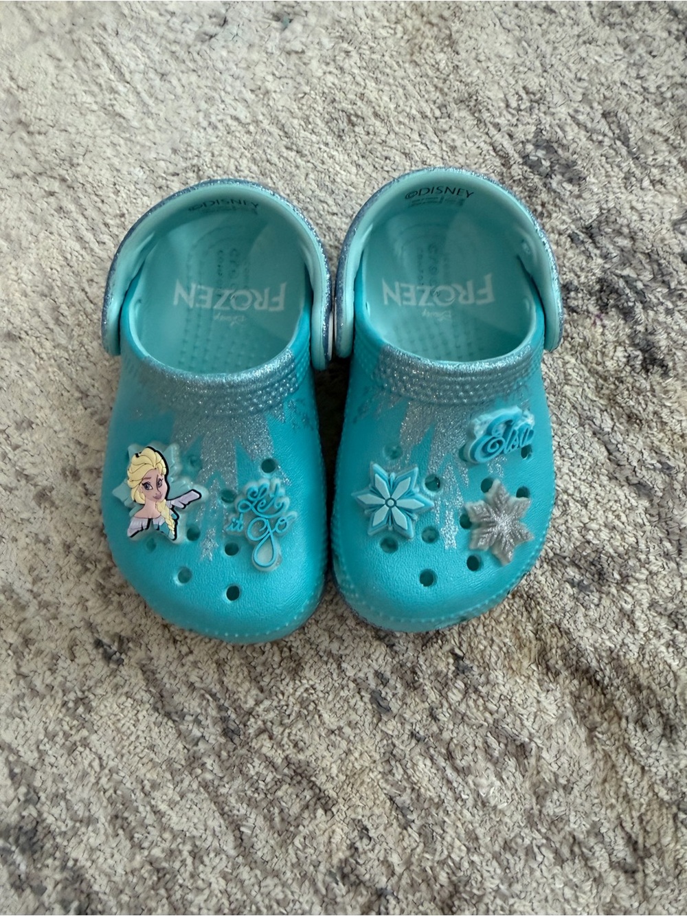 Disney Frozen Elsa Crocs - size C6